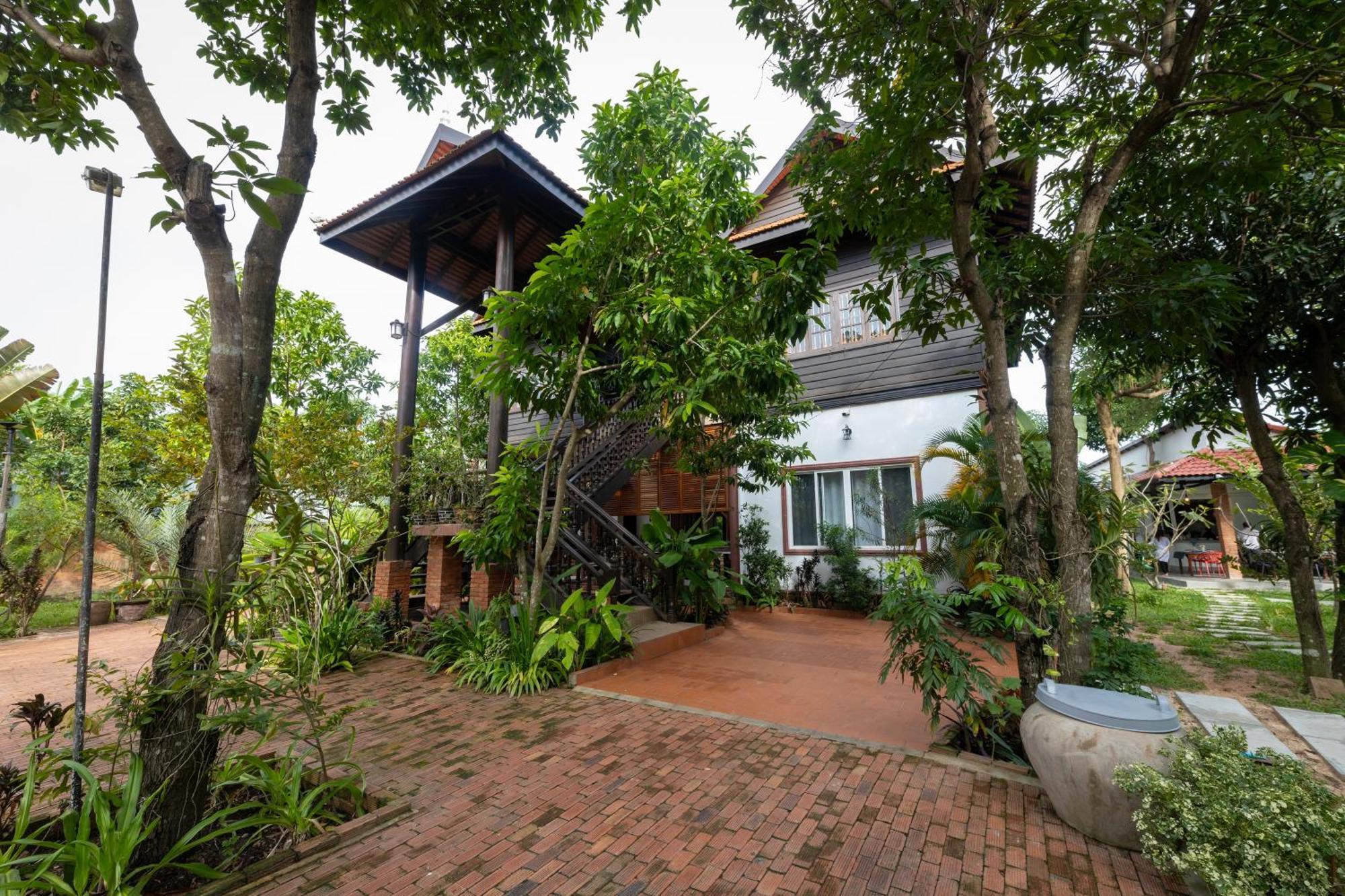 Atoh'S Maison Siem Reap Exterior photo